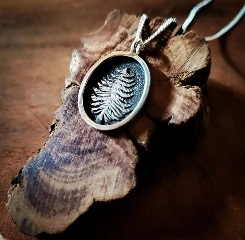 PENDENTIFS / COLLIERS