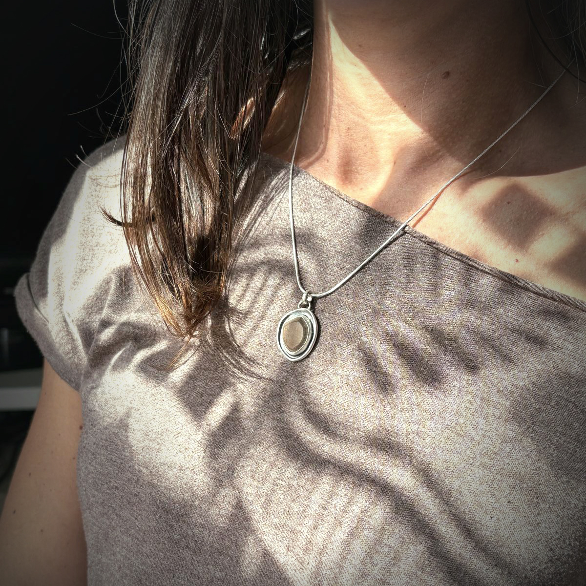 Collier Sève - Talisman noyer 3 – Image 2
